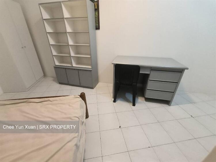 Sims Avenue (D14), Apartment #561524541